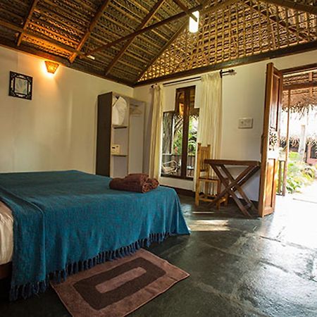 Agonda White Sand Hotel ภายนอก รูปภาพ